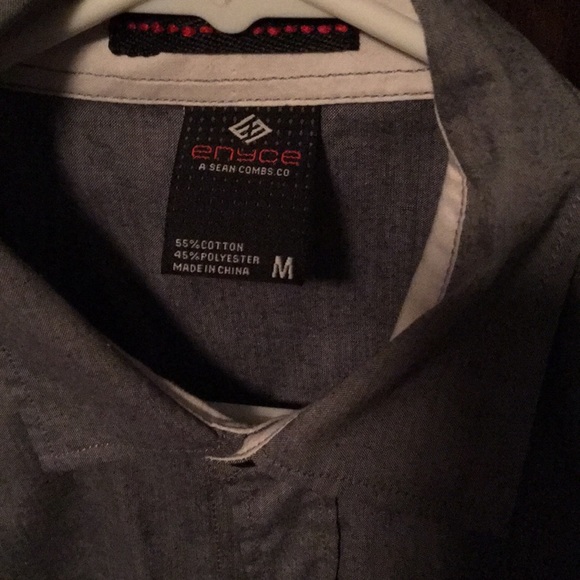 Short sleeve button down - Picture 2 of 2